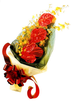 özel 5 adet antorium buketi   İstanbul Üsküdar çiçek gönderme sitemiz güvenlidir 