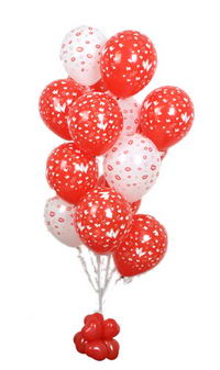 Sevdiklerinize 17 adet uçan balon demeti yollayin.  İstanbul Üsküdar internetten çiçek satışı 