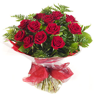 Ucuz Çiçek siparisi 11 kirmizi gül buketi  İstanbul Üsküdar çiçek online çiçek siparişi 