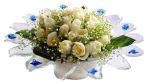  İstanbul Üsküdar çiçek online çiçek siparişi  11 adet Beyaz güller özel cam tanzim