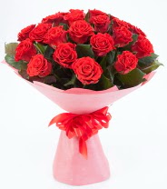 12 adet kırmızı gül buketi  İstanbul Üsküdar çiçek siparişi sitesi 
