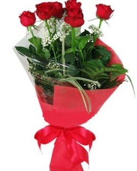 5 adet kırmızı gülden buket  İstanbul Üsküdar kaliteli taze ve ucuz çiçekler 