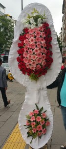 Düğün Açılış Çiçek Modelleri  İstanbul Üsküdar kaliteli taze ve ucuz çiçekler 