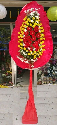  İstanbul Üsküdar çiçek siparişi sitesi  Tek katlı düğün nikah çiçeği