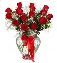 11 adet kırmızı gül cam kalpte  İstanbul Üsküdar online çiçek gönderme sipariş 