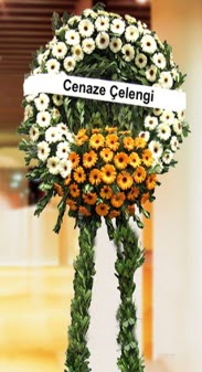 Cenaze çelenk modelleri  İstanbul Üsküdar İnternetten çiçek siparişi 
