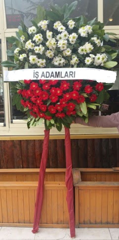 Cenaze çiçeği cenaze çiçek modelleri  İstanbul Üsküdar çiçek yolla 