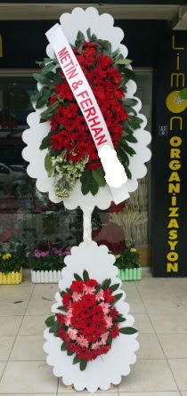 Çift katlı düğün nikah çiçeği modeli  İstanbul Üsküdar çiçek siparişi sitesi 