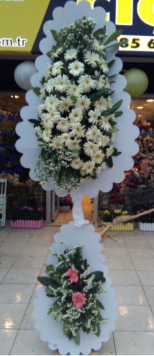 Çift katlı düğün nikah açılış çiçeği  İstanbul Üsküdar çiçekçi telefonları 