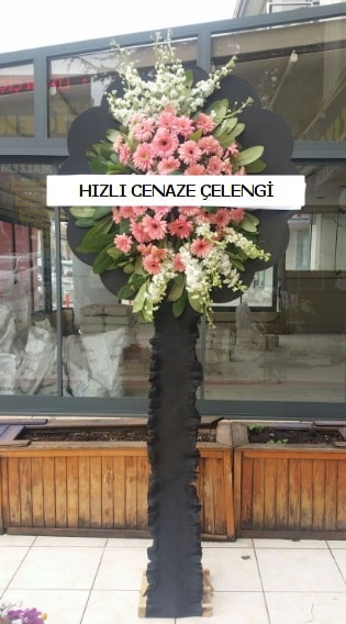 Hızlı cenaze çiçeği çelengi  İstanbul Üsküdar çiçek yolla 