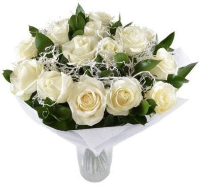 15 beyaz gül buketi sade aşk  İstanbul Üsküdar çiçek satışı 