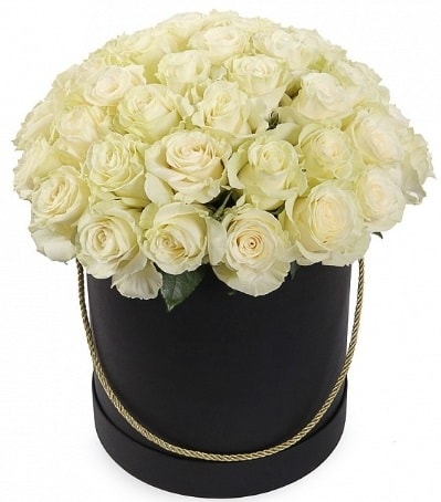 33 Adet beyaz gül özel kutu içerisinde  İstanbul Üsküdar internetten çiçek satışı 